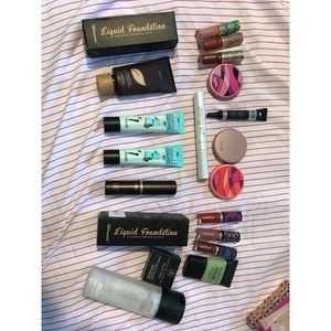 Makeup bundle